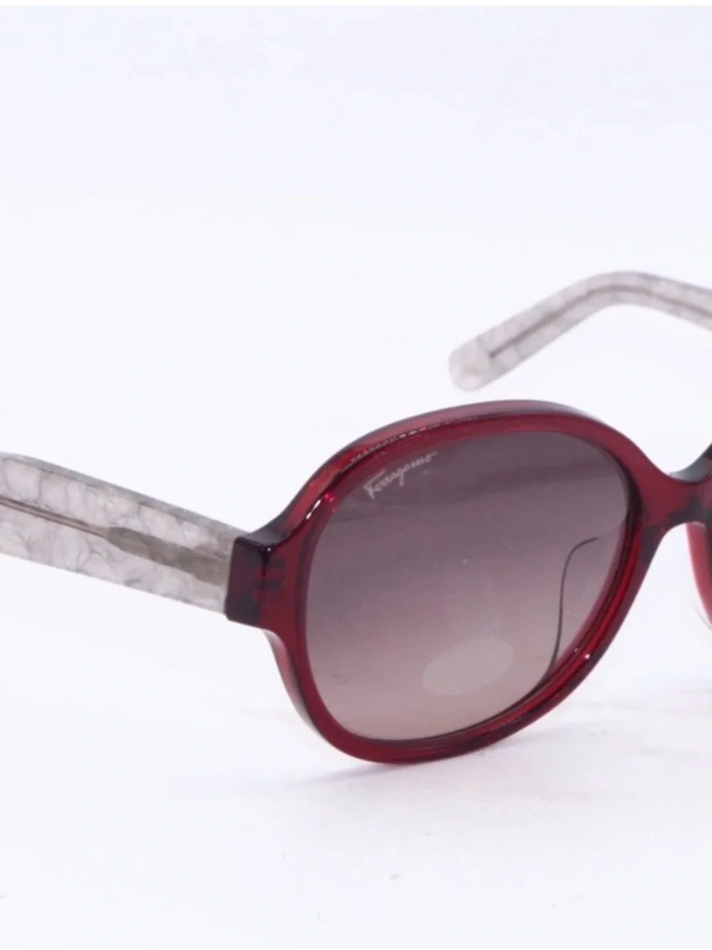 Ferragamo NWOT Women's Garnet Round Sunglasses Marble Arms Replacement Case